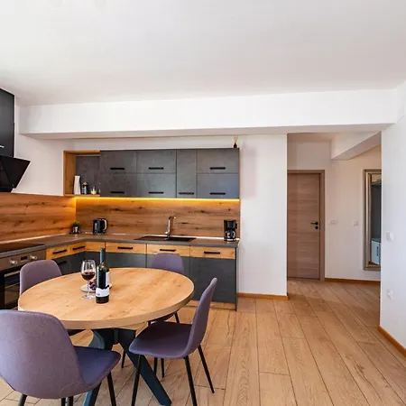 Del Mar Heritage & Sea View