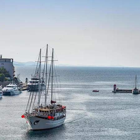 Del Mar Heritage & Sea View Апартаменты *